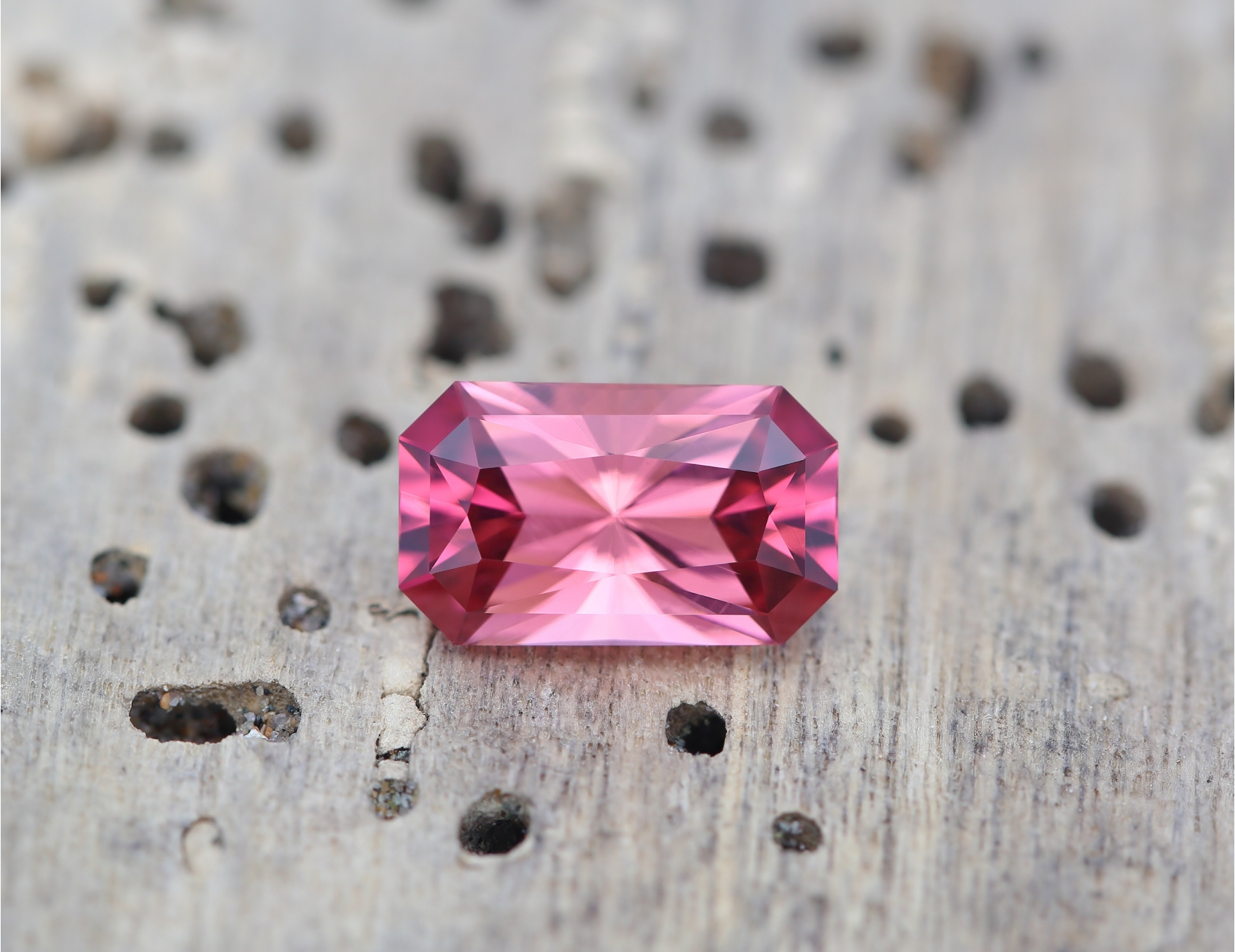 Natural Pink Tourmaline 3,09 ct. from D.R. Congo Natural Pink Tourmaline 3,09 ct. from D.R. Congo